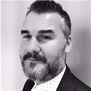 A progressive and forward thinking senior ecommerce, brand, marketing and digital practitioner with extensive global experience